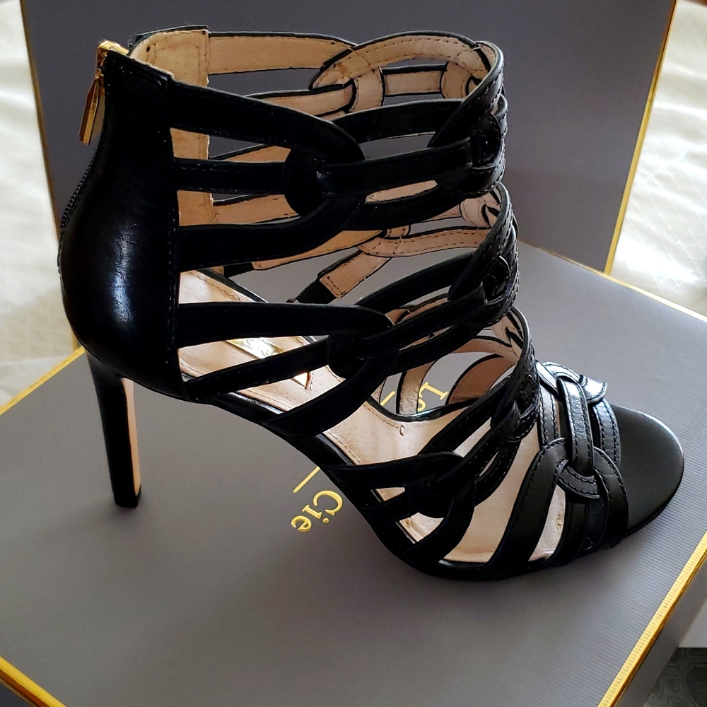 Louise et Cie New Sandals Leather Strappy Stilettos Heels BLACK Women's Sz 8 - Picture 16 of 16